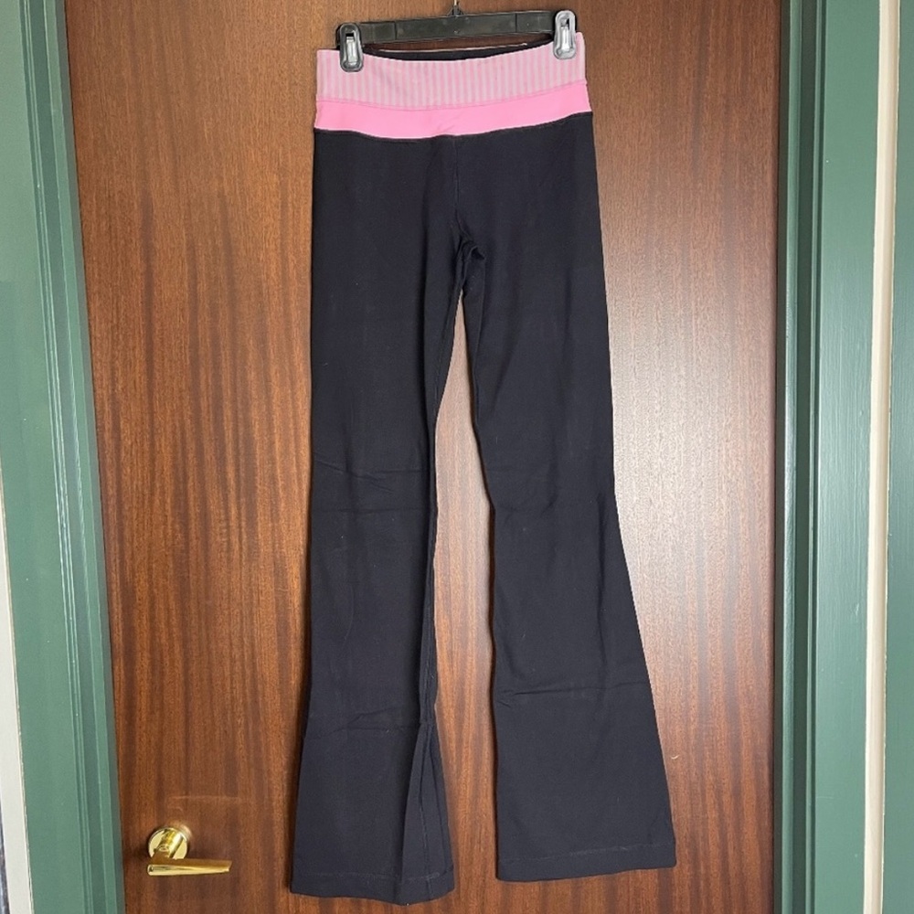 Lululemon Groove Flare Leggings